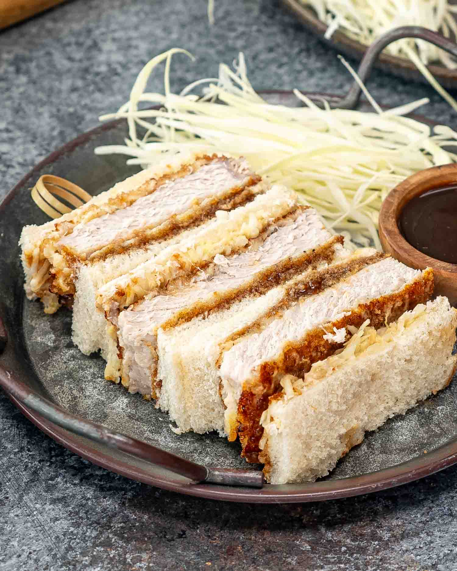 Katsu Sando（日本の豚カットレットサンドイッチ）